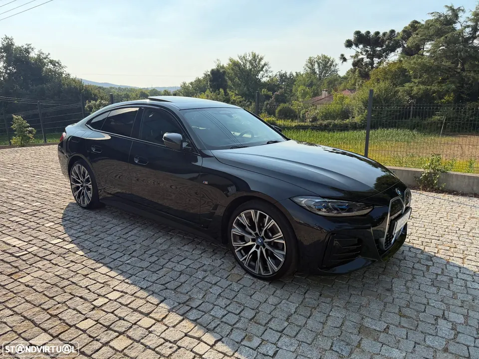BMW i4 eDrive40 Pack Desportivo M Pro